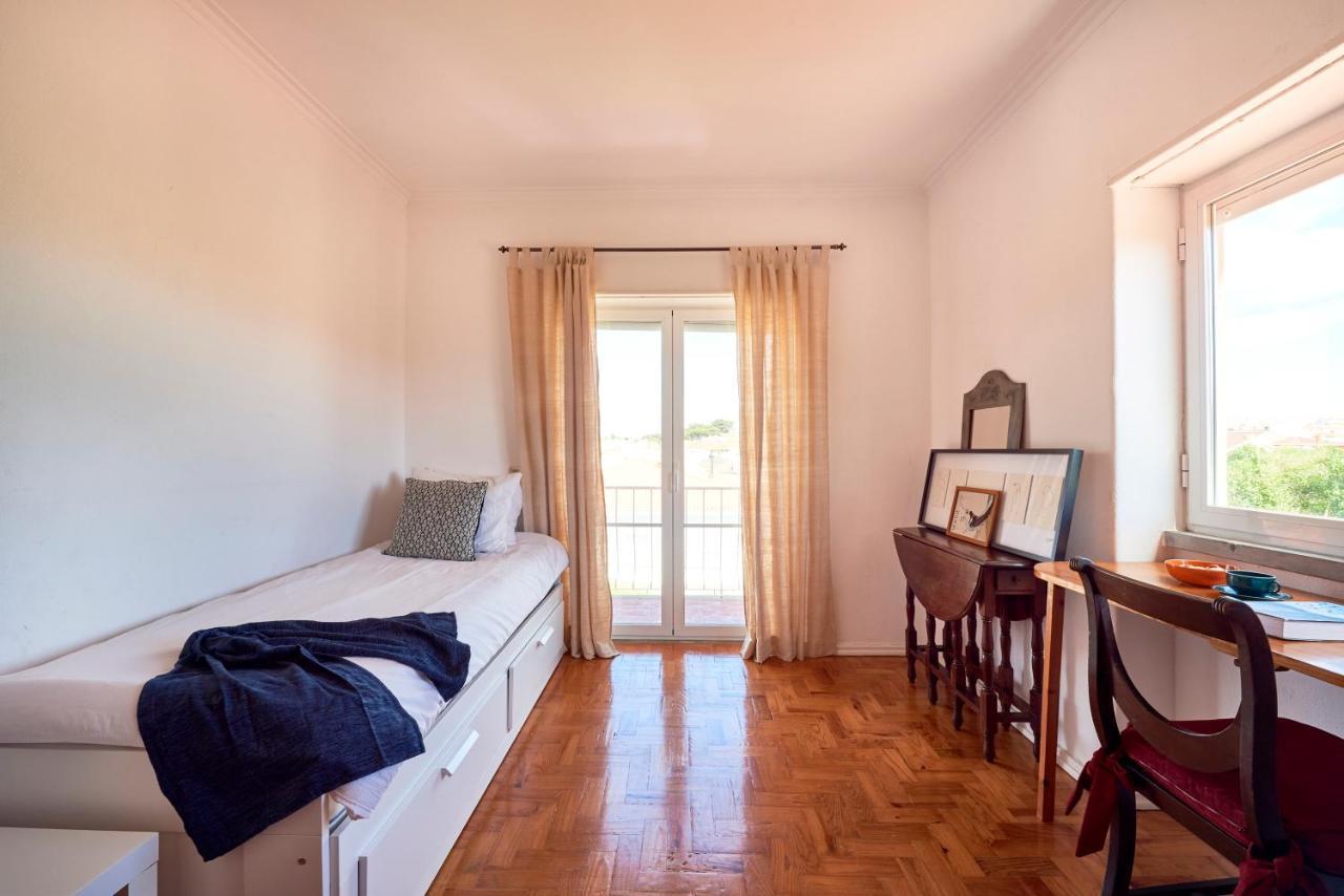 Bright Apartment With Garden In Cascais Esterno foto