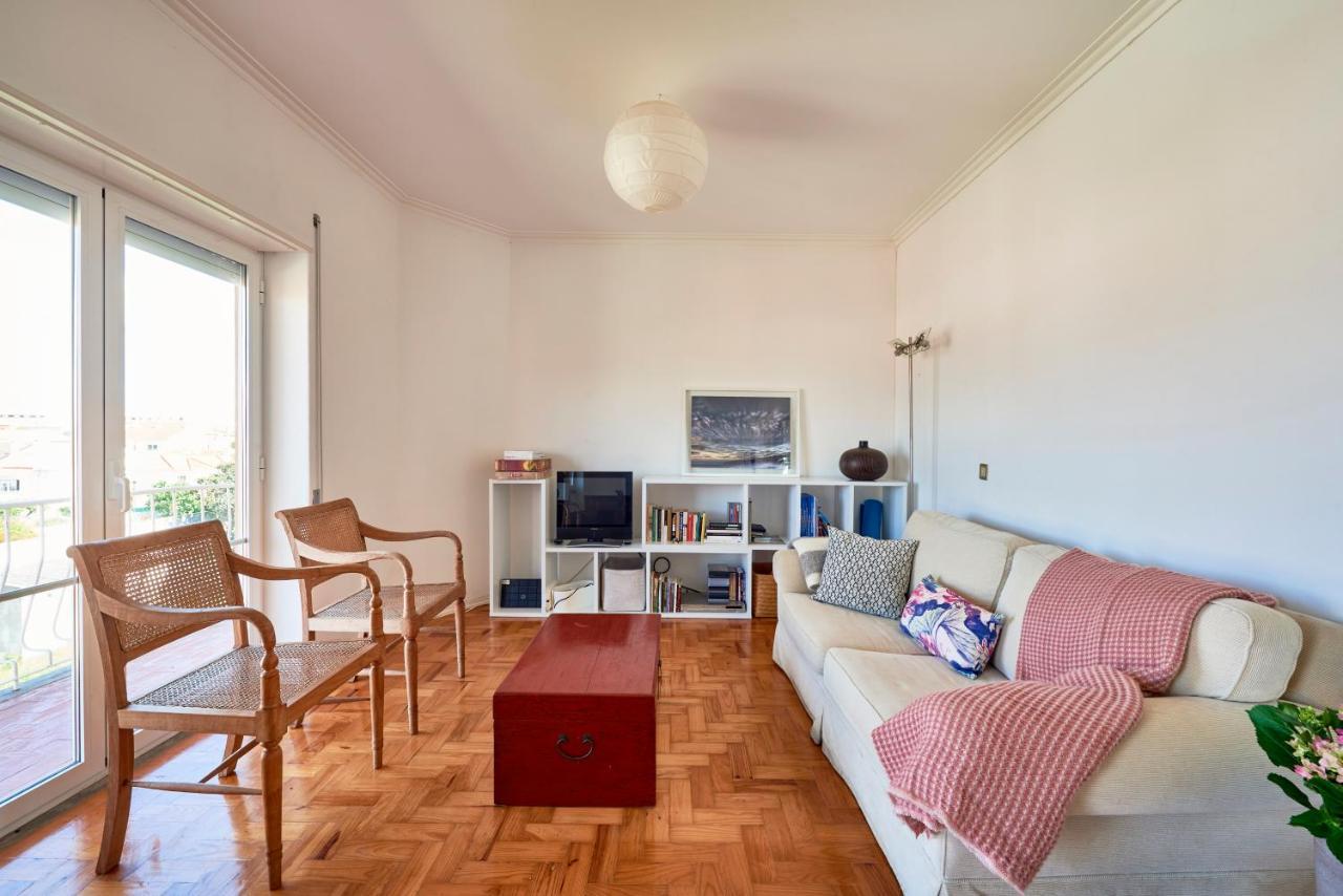 Bright Apartment With Garden In Cascais Esterno foto
