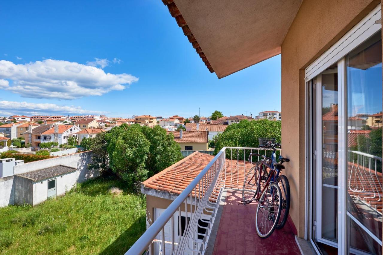 Bright Apartment With Garden In Cascais Esterno foto