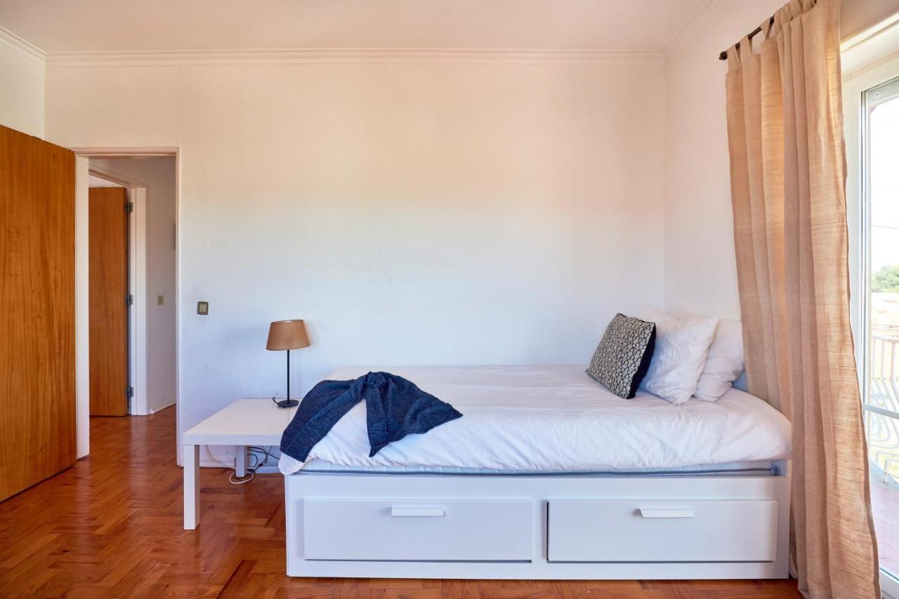 Bright Apartment With Garden In Cascais Esterno foto