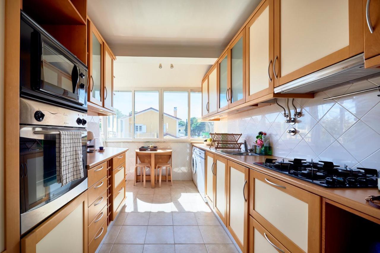 Bright Apartment With Garden In Cascais Esterno foto