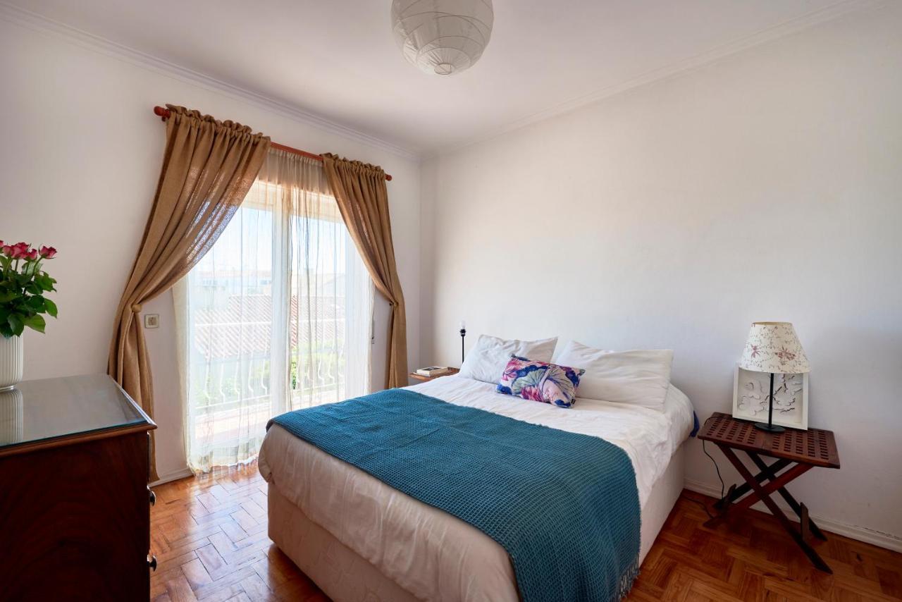 Bright Apartment With Garden In Cascais Esterno foto