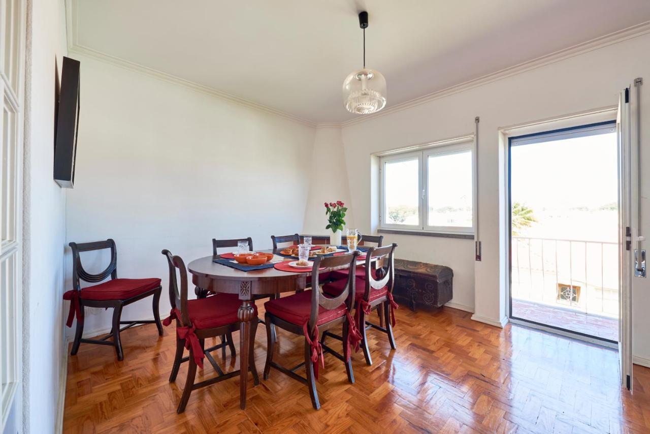 Bright Apartment With Garden In Cascais Esterno foto