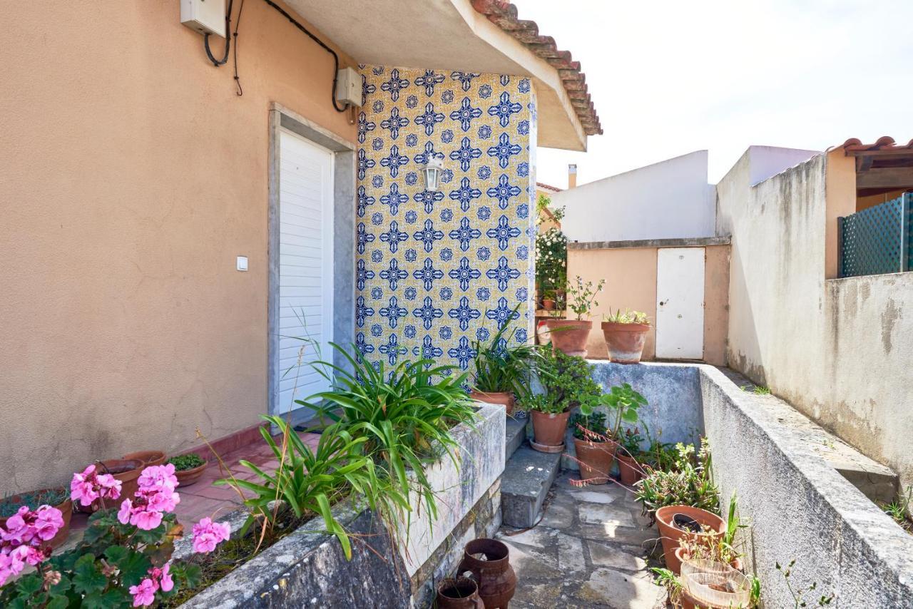 Bright Apartment With Garden In Cascais Esterno foto