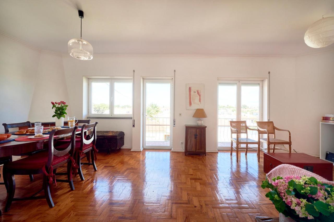 Bright Apartment With Garden In Cascais Esterno foto